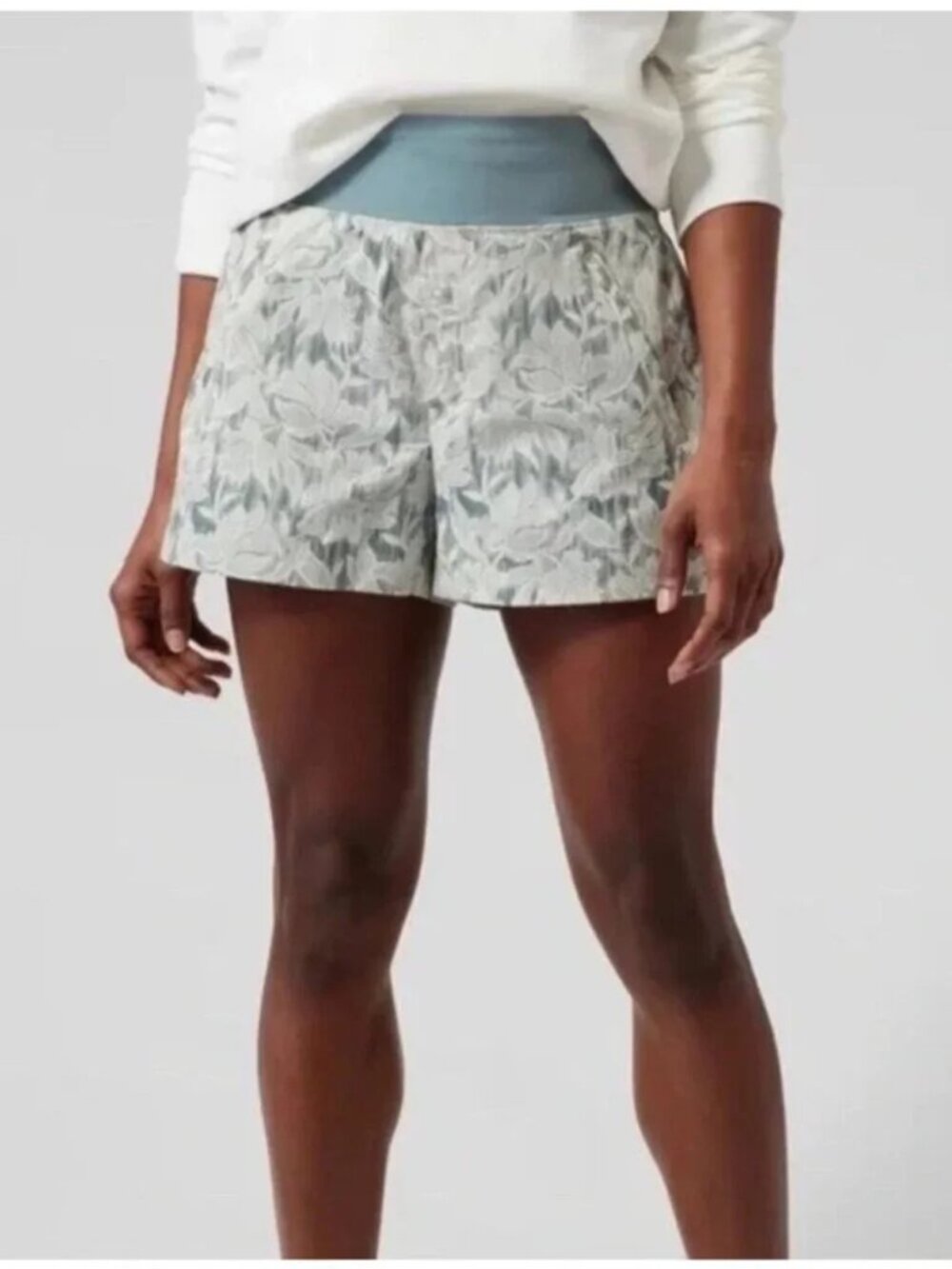 Athleta Trekkie North Shorts in Ethereal Bloom Magnolia